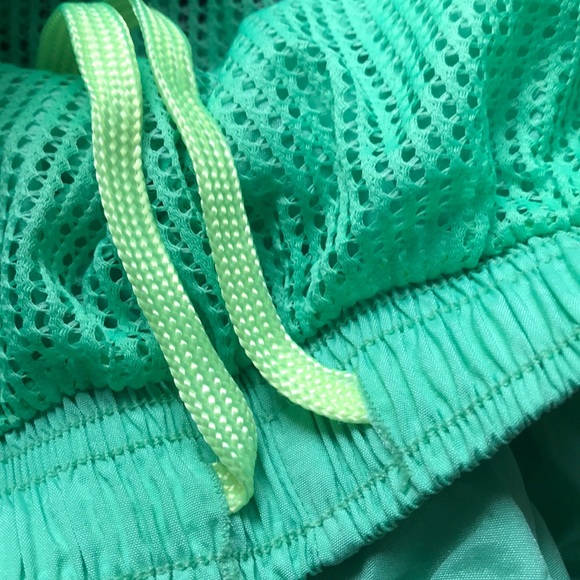 NWT Speedo SURF RUNNER Short Green Small - Picture 6 of 8